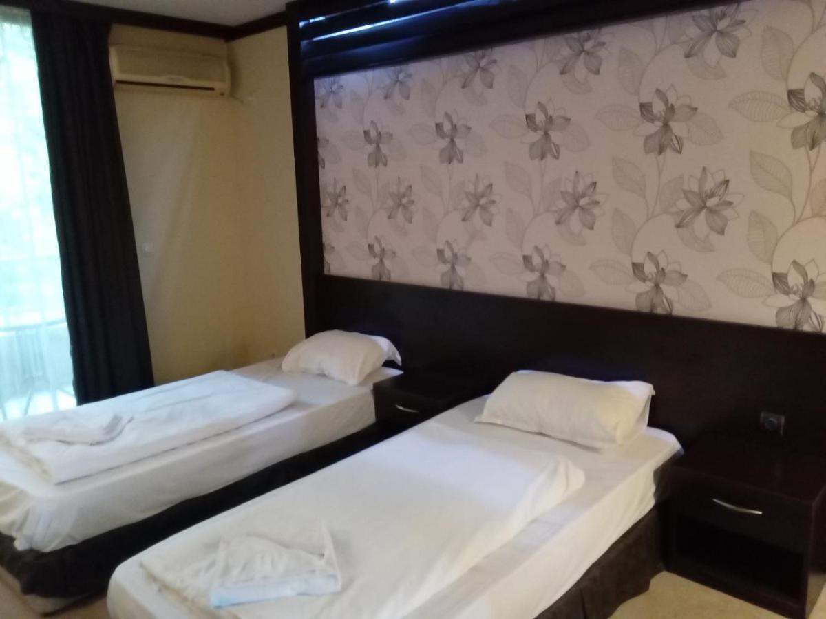 Park Hotel Stratesh Ловеч Екстер'єр фото